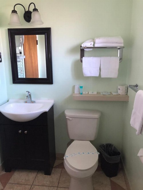 Klamath Motor Lodge - image 20