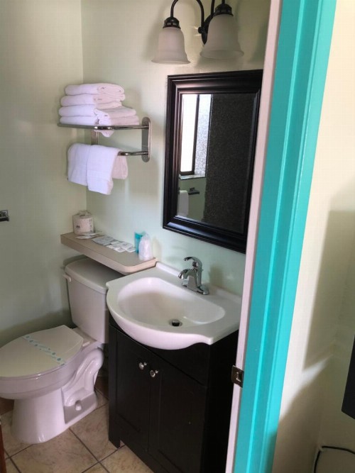 Klamath Motor Lodge - image 26