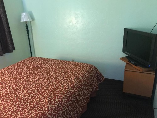 Klamath Motor Lodge - image 36