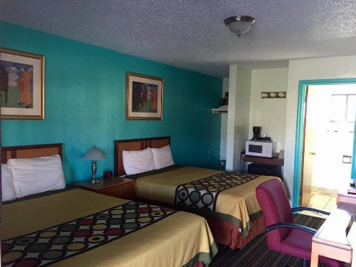 Klamath Motor Lodge - image 49