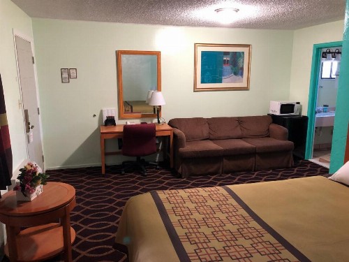 Klamath Motor Lodge - image 9