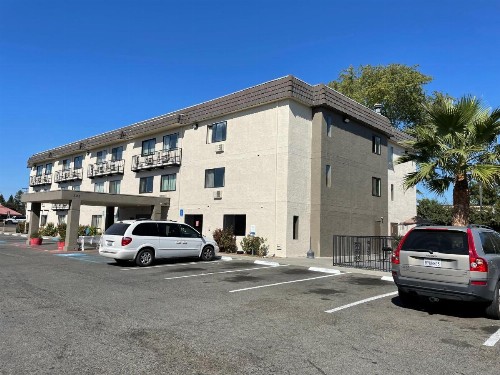 Econo Lodge Inn & Suites Yuba City - image 18