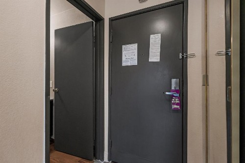 Econo Lodge Inn & Suites Yuba City - image 19
