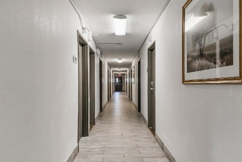 Econo Lodge Inn & Suites Yuba City - image 38