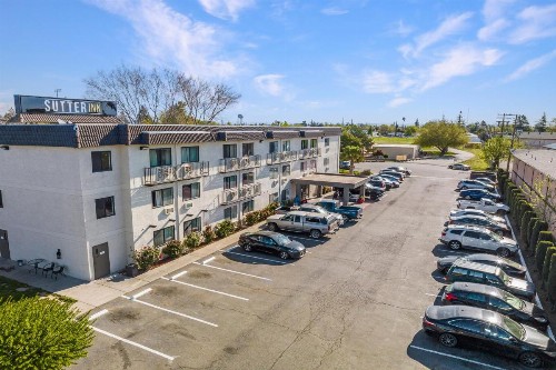 Econo Lodge Inn & Suites Yuba City - image 43