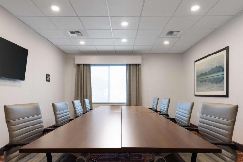 Hampton Inn & Suites Yuba City - image 16