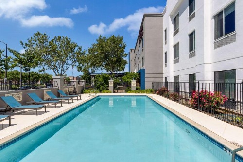 Hampton Inn & Suites Yuba City - image 19