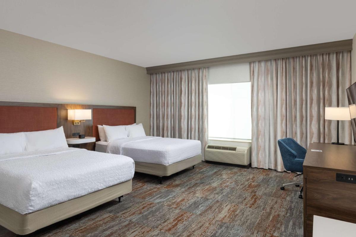 Hampton Inn & Suites Yuba City - image 2