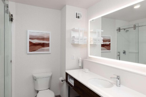 Hampton Inn & Suites Yuba City - image 23
