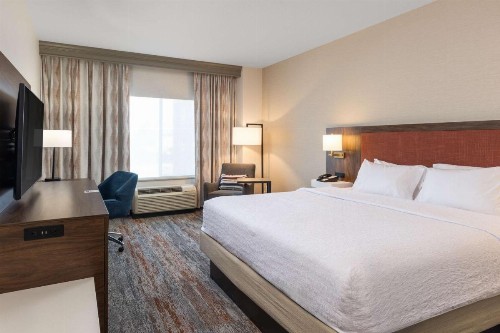 Hampton Inn & Suites Yuba City - image 27