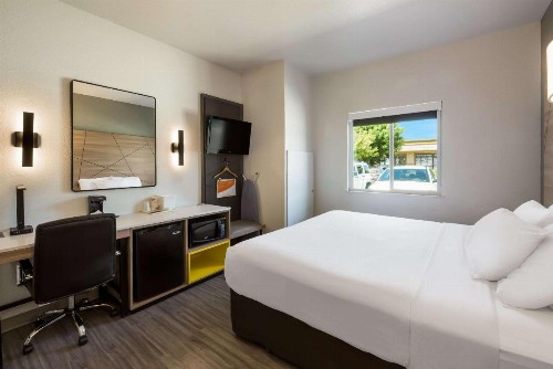 Travelodge by Wyndham Yuba City - image 23
