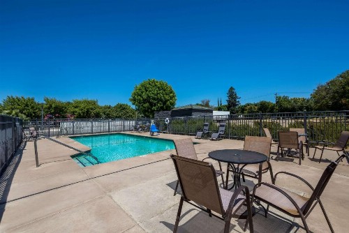 Travelodge by Wyndham Yuba City - image 31