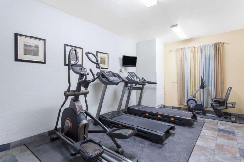 Travelodge by Wyndham Yuba City - image 43