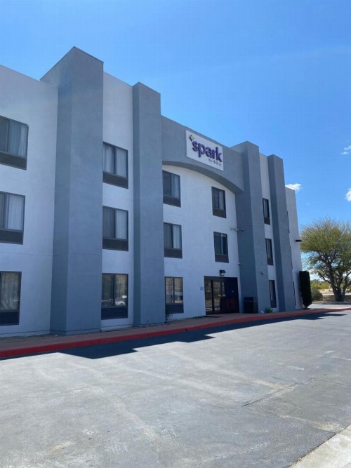 Best Western Joshua Tree Hotel & Suites - image 24