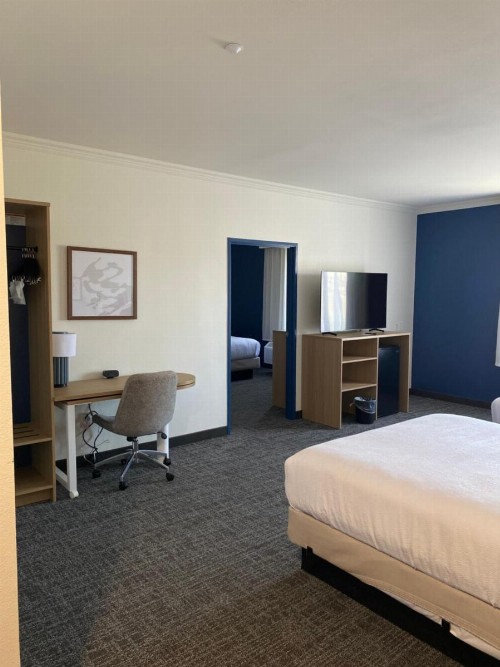 Best Western Joshua Tree Hotel & Suites - image 31