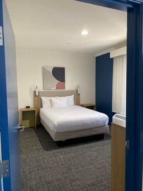 Best Western Joshua Tree Hotel & Suites - image 9