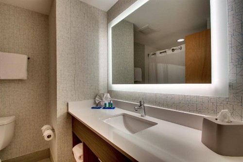 Holiday Inn Express Hotel & Suites Jacksonville North-Fernandina an IHG Hotel - image 33