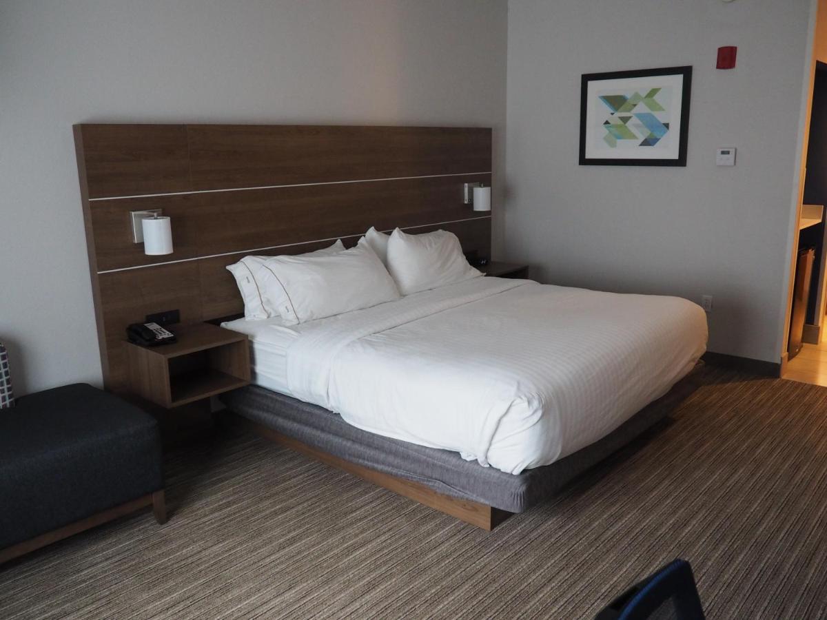 Holiday Inn Express Hotel & Suites Jacksonville North-Fernandina an IHG Hotel - image 6