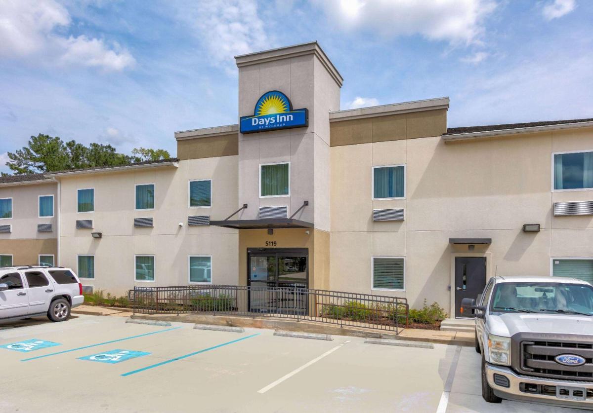 Days Inn by Wyndham Zachary LA - image 2