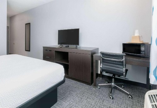 Days Inn by Wyndham Zachary LA - image 26