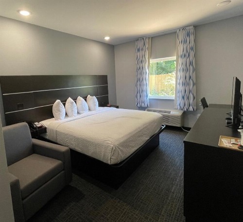 Days Inn by Wyndham Zachary LA - image 34