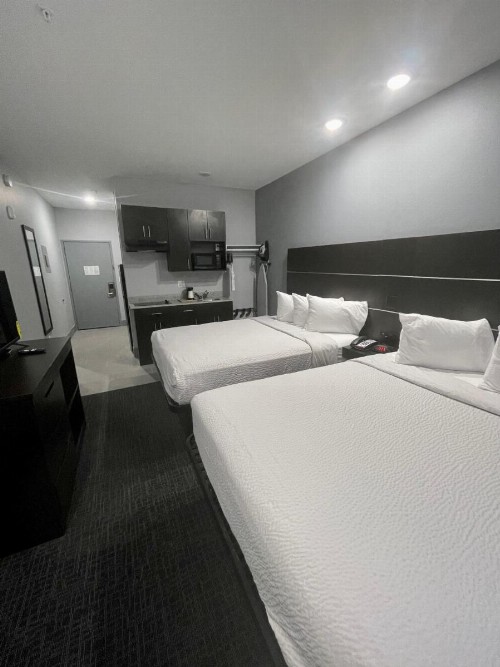 Days Inn by Wyndham Zachary LA - image 38