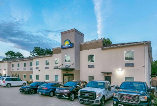 Days Inn by Wyndham Zachary LA - image 4