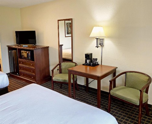 Roadstar Hotel Zephyrhills - image 20
