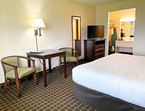 Roadstar Hotel Zephyrhills - image 21