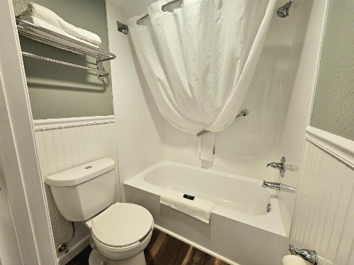 Roadstar Hotel Zephyrhills - image 3